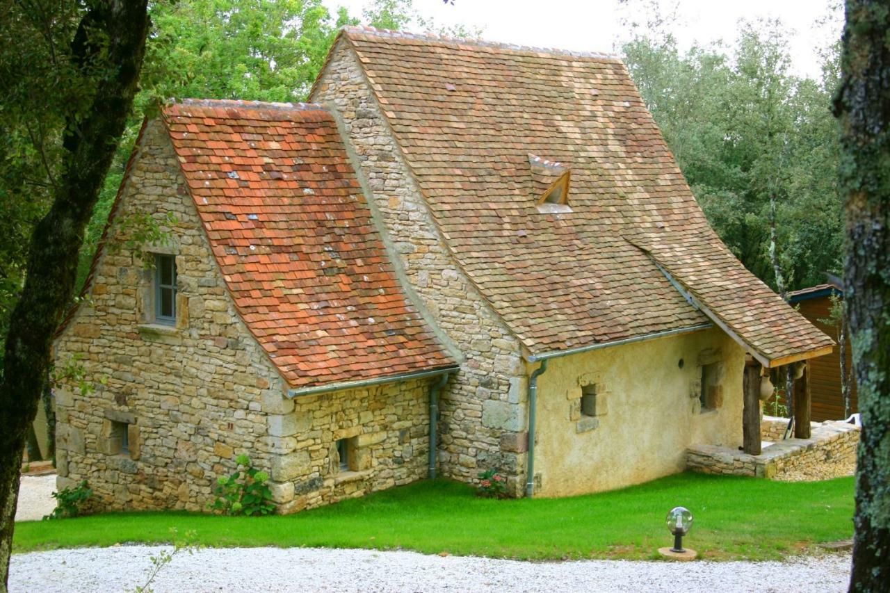 Вилла Eco-Hameau Du Sentier Des Sources Сарла-ла-Канеда Экстерьер фото